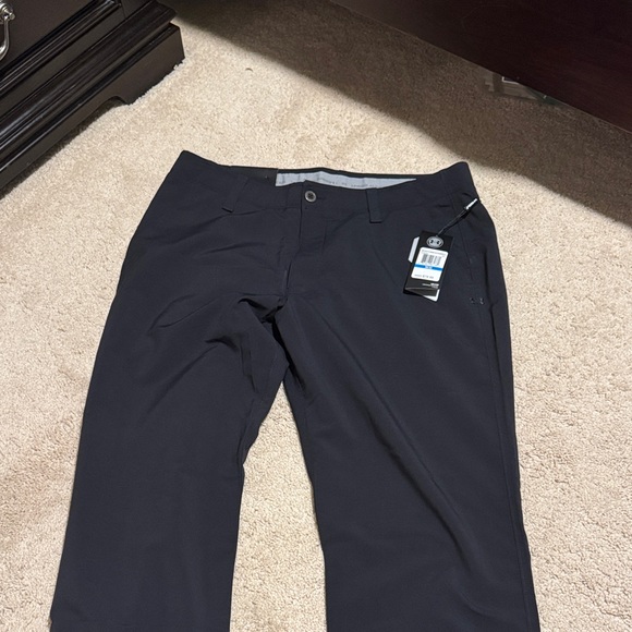 Men's Under Armour Black Pants - Picture 1 of 3